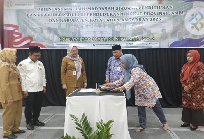 MTsN 4 Kota Jambi Ikuti Orientasi Siaga Kependudukan MTsN 4 Kota Jambi Ikuti Orientasi Siaga Kependudukan