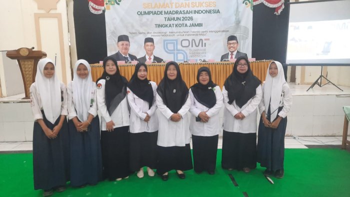 OMI 2026 Resmi Dibuka, Siswi MTsN 4 Kota Jambi Semarakkan Acara dengan Tari Kreasi OMI 2026 Resmi Dibuka, Siswi MTsN 4 Kota Jambi Semarakkan Acara dengan Tari Kreasi