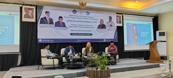 Guru MTsN 4 Jambi Ikuti Sosialisasi Kurikulum Berbasis Cinta