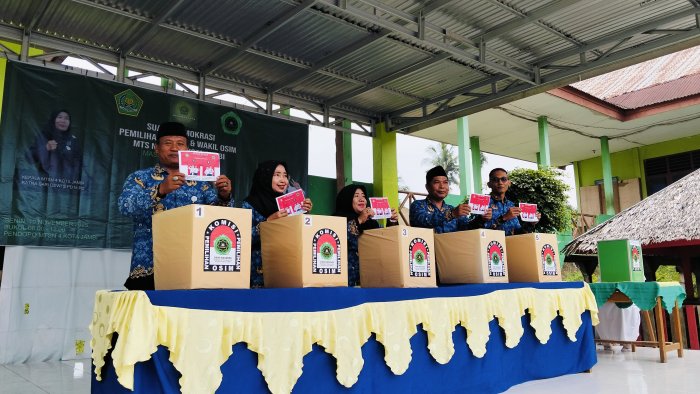 MTsN 4 Kota Jambi Gelar Pemilihan Ketua OSIM