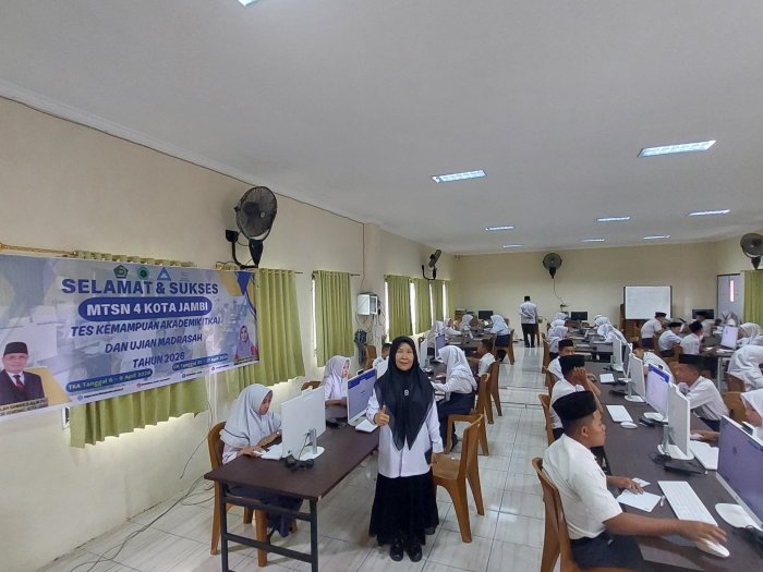 189 Siswa MTsN 4 Jambi Ikuti Tes Kemampuan Akademik 189 Siswa MTsN 4 Jambi Ikuti Tes Kemampuan Akademik