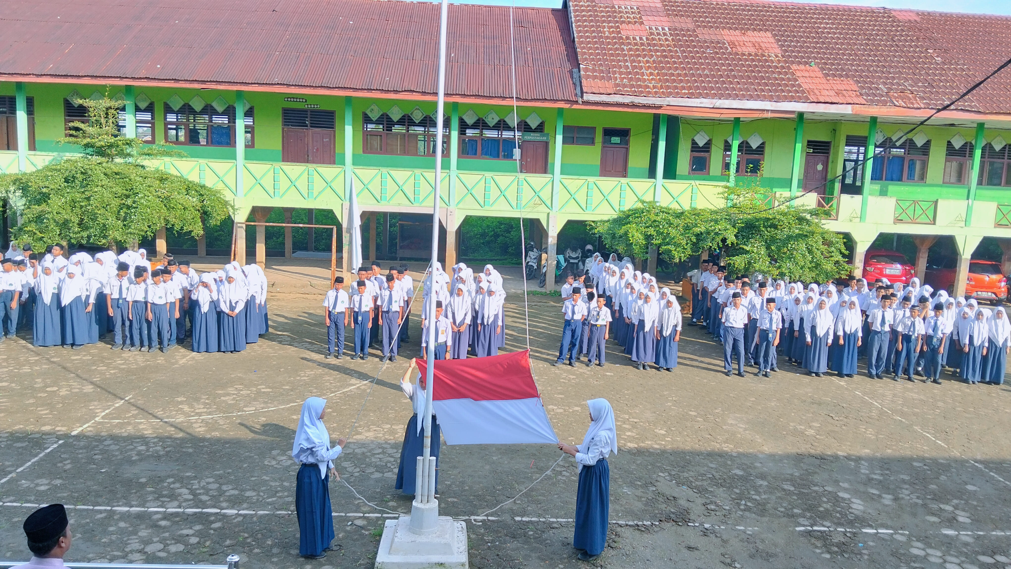 Perayaan Harkitnas ke-117 di MTsN 4 Jambi, Pupuk Semangat Nasionalisme Perayaan Harkitnas ke-117 di MTsN 4 Jambi, Pupuk Semangat Nasionalisme