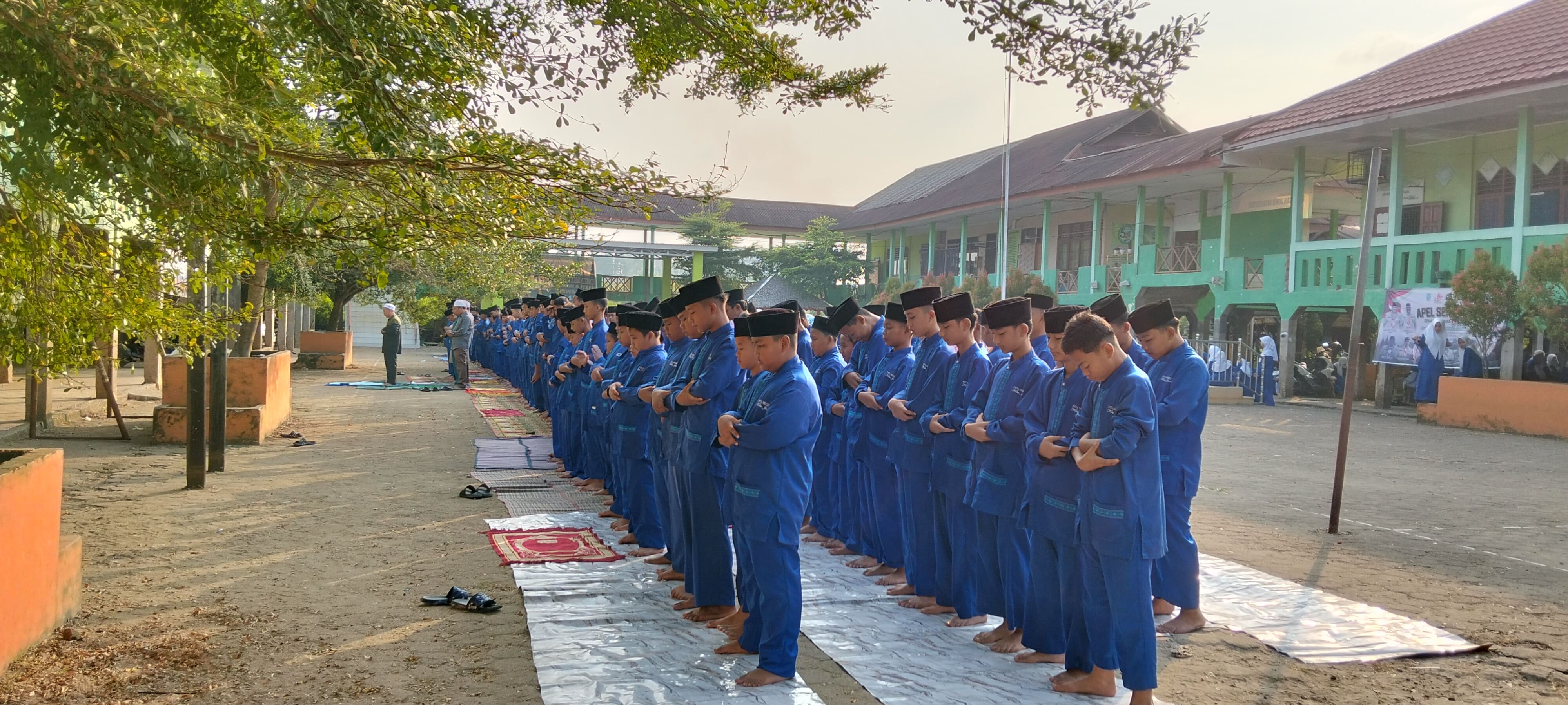 Jumat Berkah Di Awal Semester 