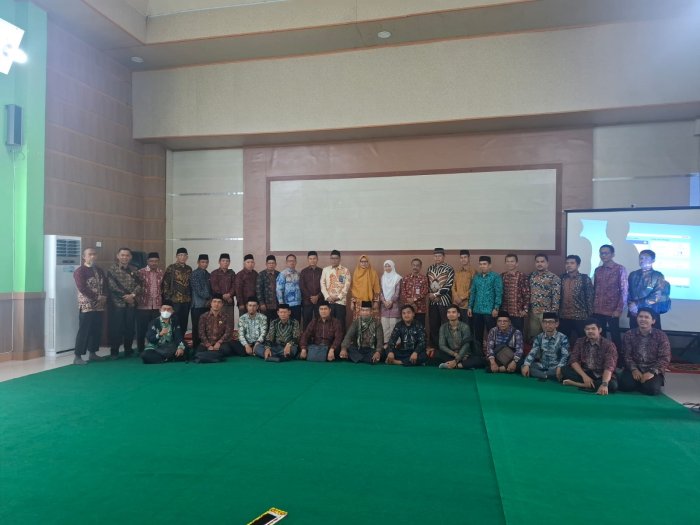 Kepala MTsN 4 Kota Jambi, Beserta Operator MPZI Madrasah Hadiri Pendampingan Evaluasi Zona Integritas Kepala MTsN 4 Kota Jambi, Beserta Operator MPZI Madrasah Hadiri Pendampingan Evaluasi Zona Integritas