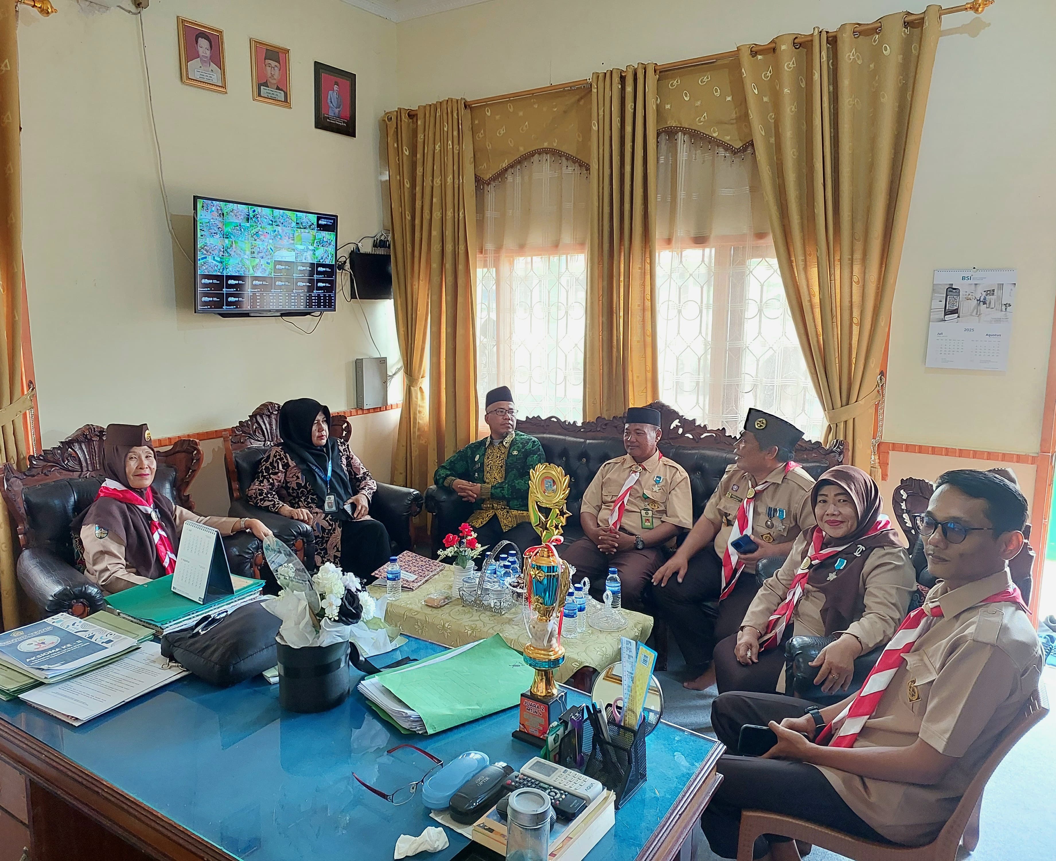 Monev Revitalisasi Gedung Oleh Kepala Kantor Kementrian Agama Kota Jambi Monev Revitalisasi Gedung Oleh Kepala Kantor Kementrian Agama Kota Jambi