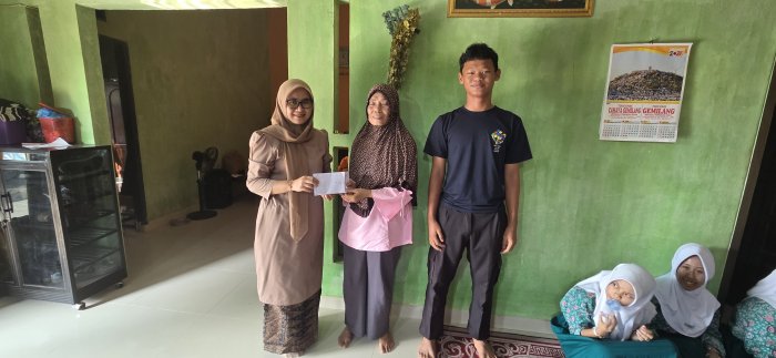 MTsN 4 Kota Jambi Beri Dukungan untuk Siswa yang Kehilangan Ayah